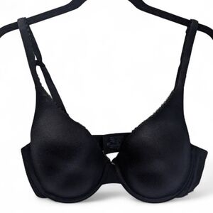 La Vie En Rose Classic Black T Shirt Bra Size 36D. Comfort